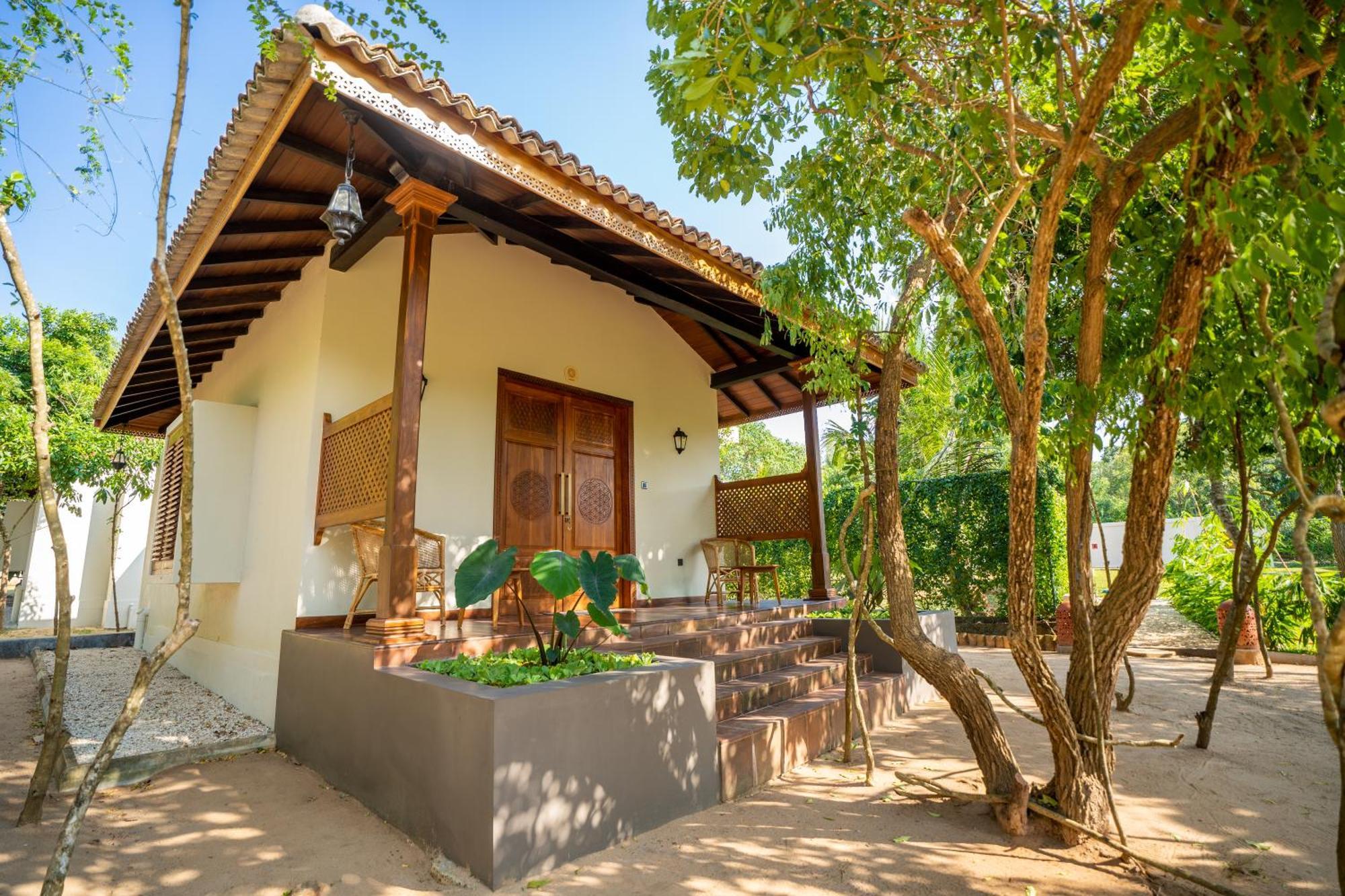 Omkara Rekawa Hotel Tangalle Exterior photo